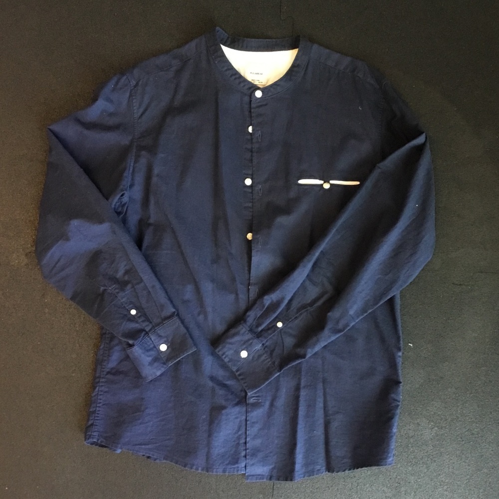 PULL & BEAR BUTTON DOWN